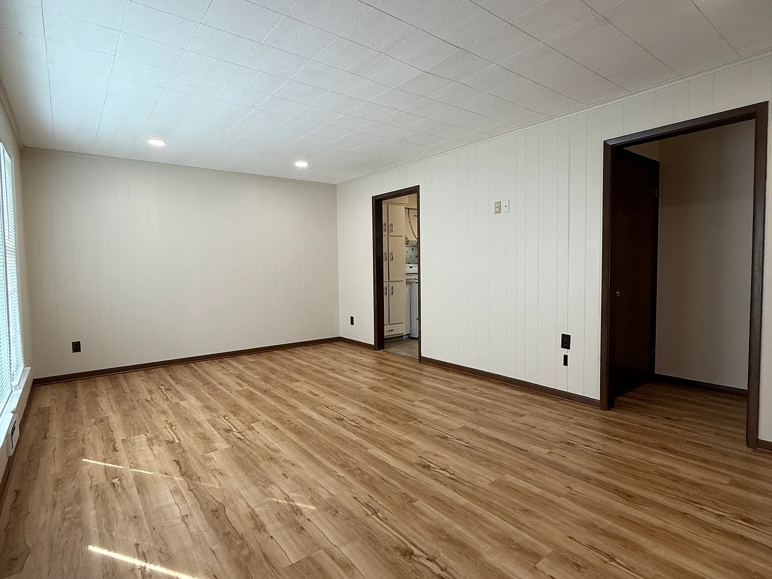 3 bed, 1029 sqft, $1,200 — Photo 3