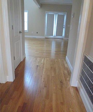 3rd image of 354 Falcon Crest Ln