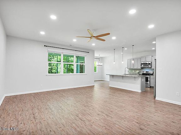 4th image of 203 J Belton Court