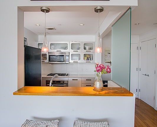 5th image of 87 Smith St APT 6D
