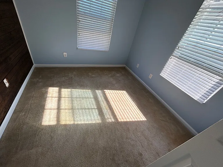 619 Laurens Way — Photo 15