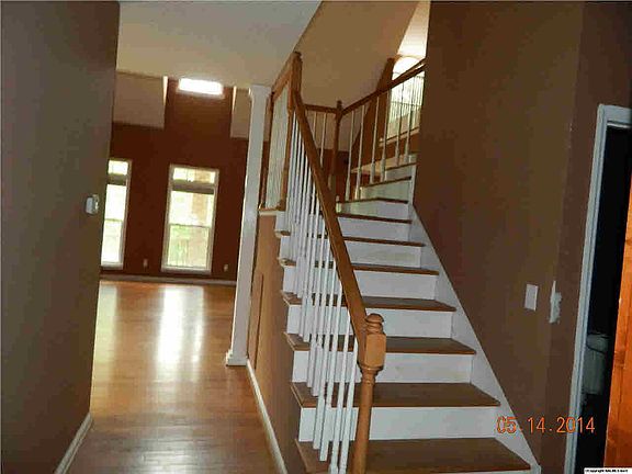 5th image of 382 Joshua Dr NE