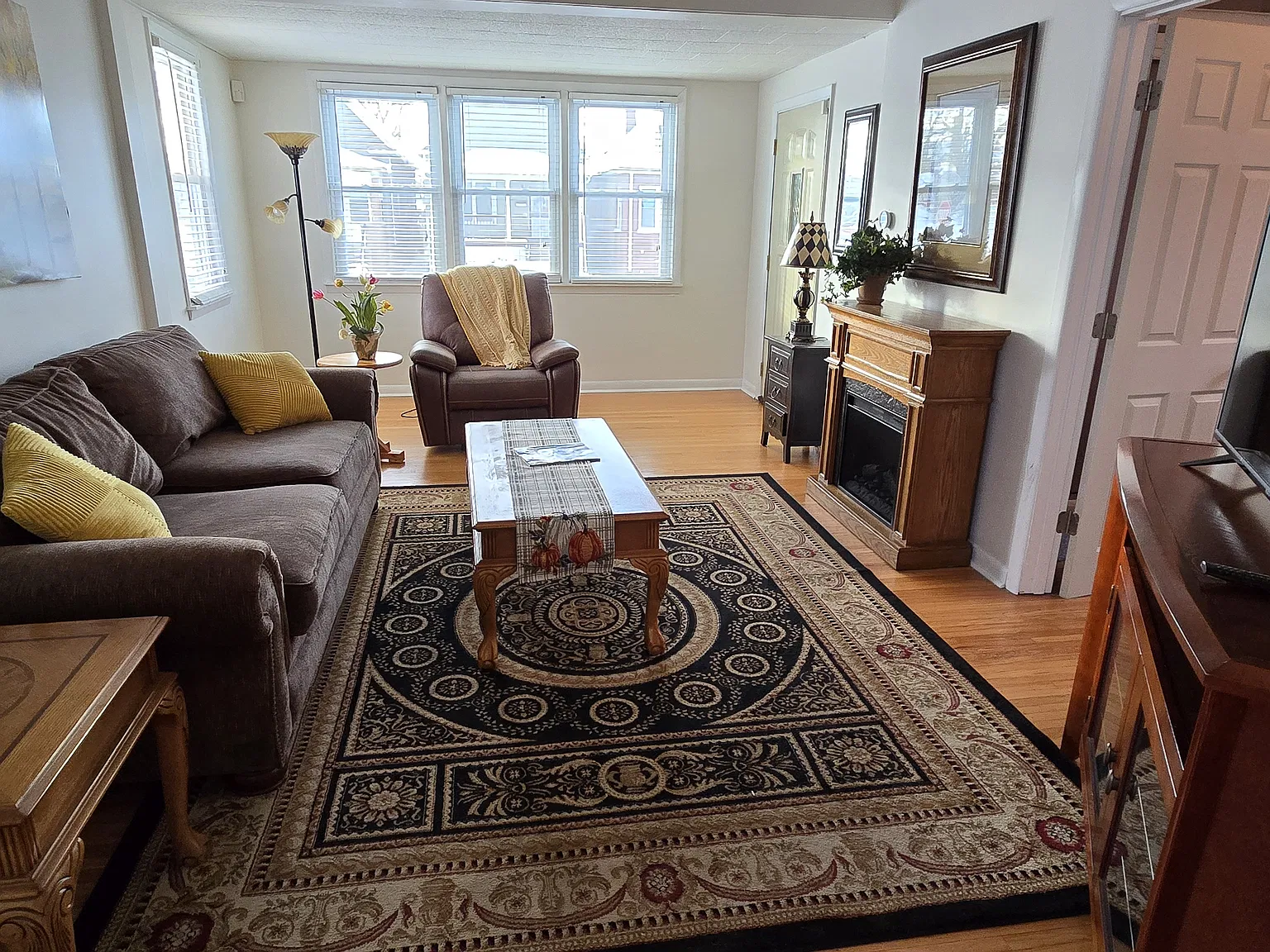 2 bed, 1101 sqft, $2,200 — Photo 4