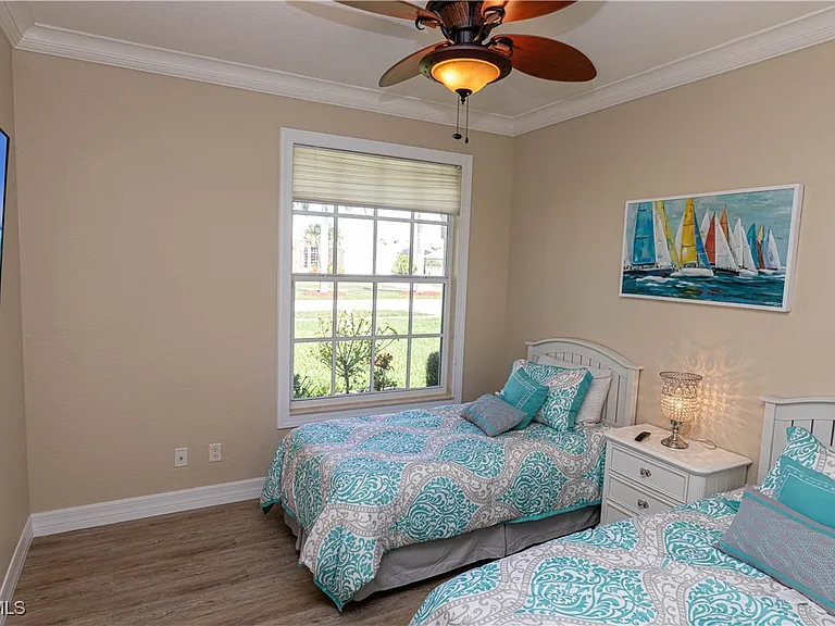 4701 Sands Blvd — Photo 23