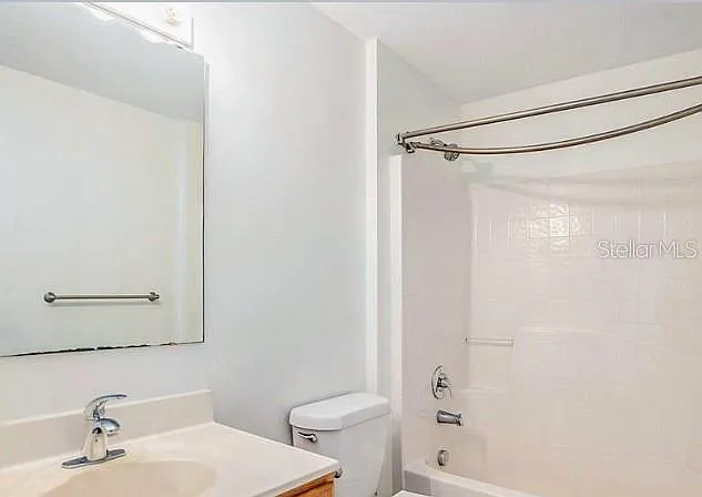 9836 Ashburn Lake Dr — Photo 14