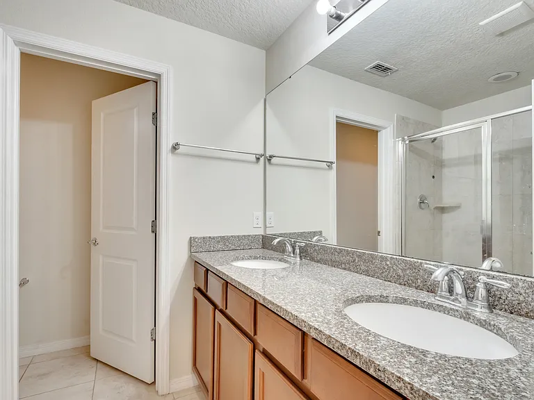 5118 Caspian St — Photo 20