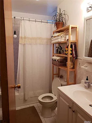 Rented by Proper Real Estate, LLC | media 5