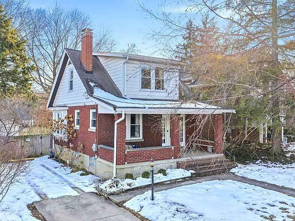 2nd image of 1565 Reid Ave