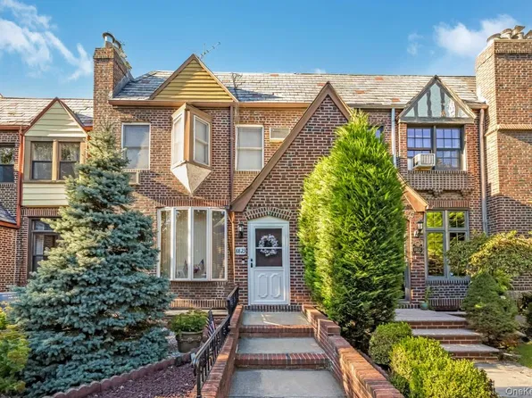 88-23 Rutledge Avenue, Glendale, NY 11385