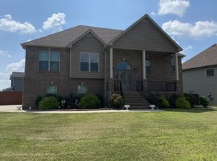 160 Kingstons Cv, Clarksville, TN 37042