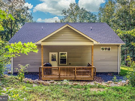 5th image of 115 Mountain Top Ln