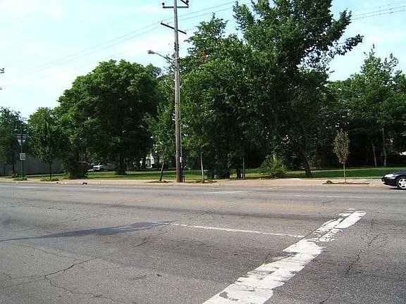 5th image of 1719 Indianapolis Blvd