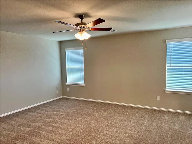31418 Horseshoe Meadow Bnd — Photo 19