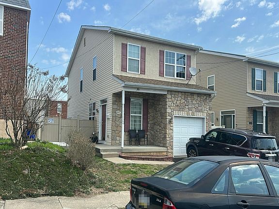 2nd image of 1917 Fuller St
