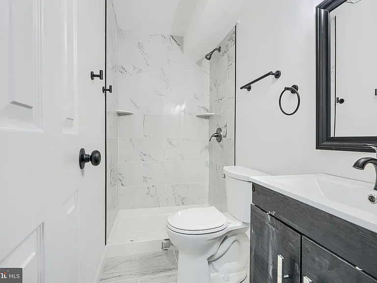 7 Carrollton Ave — Photo 10