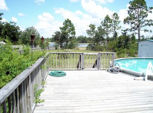 8000 Twin Lake Dr, Milton, FL 32583