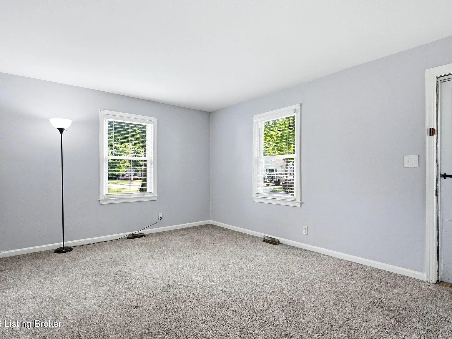 2 bed, 1.0 bath, 820 sqft, $1,500 — Photo 2