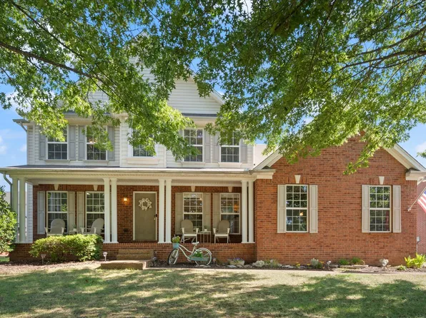 1902 Baileys Trace Dr, Spring Hill, TN 37174