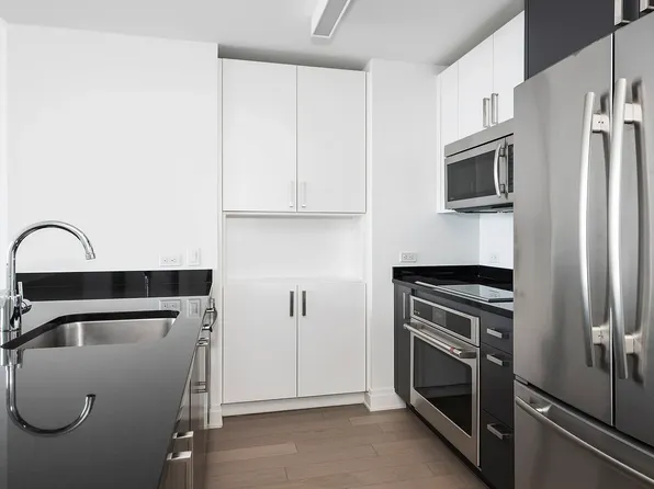 70 Pine St, New York, NY