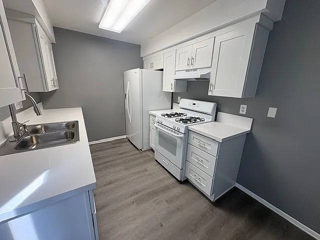 141 W Lambert Rd #1 — Photo 8