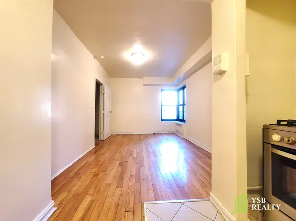 590 Ocean Avenue image 3 of 11