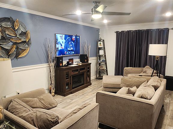 2nd image of 3654 Periwinkle Dr