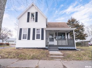 1201 Royal Ave, Pekin, IL