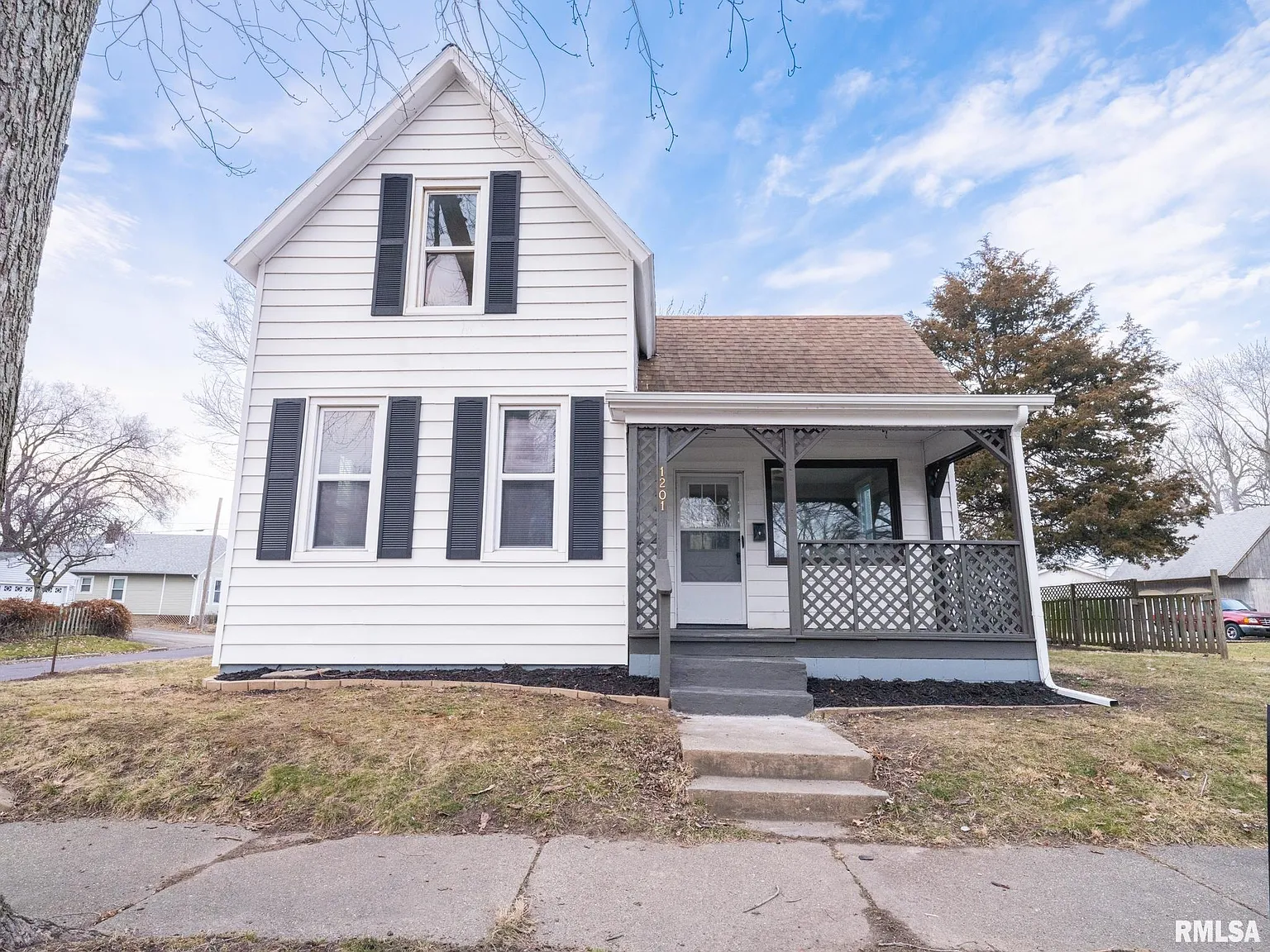 1201 Royal Ave photo 1