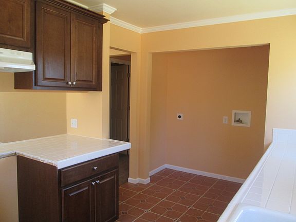 2nd image of 1340 Comstock Dr