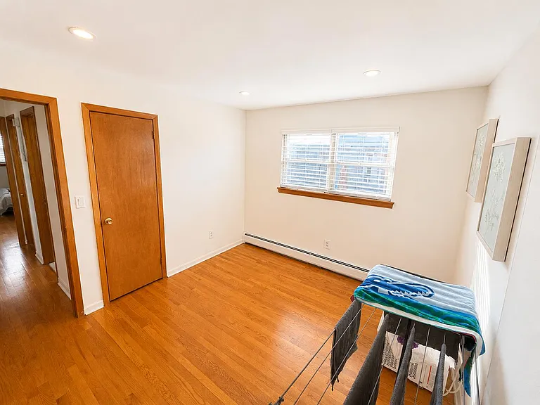 405 8th St #1L — Photo 2