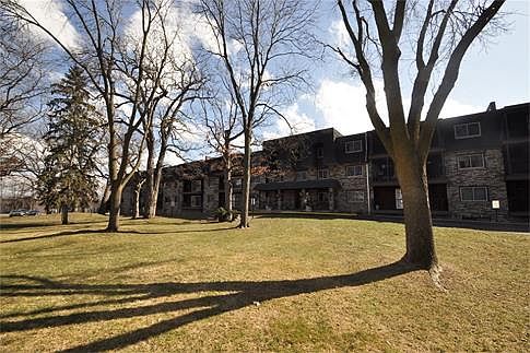 1st image of 260 Westview Dr APT 206
