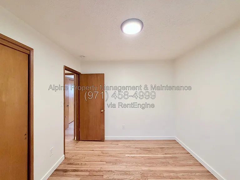 7030 SW Canyon Crest Dr #7 — Photo 23