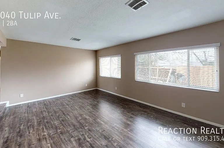 25040 Tulip Ave — Photo 5
