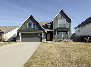 1615 E 139th Ct S, Glenpool, OK 74033