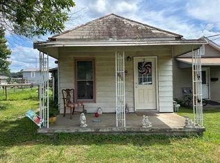 2228 Hoge Ave, Zanesville, OH 43701