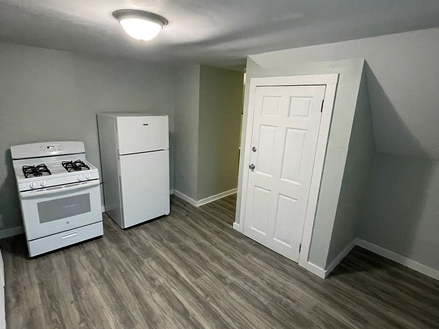 1 bed, $1,125 — Photo 3