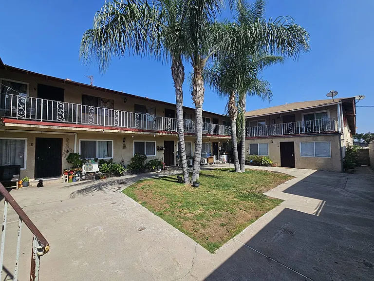15646 Amar Rd #P — Photo 17