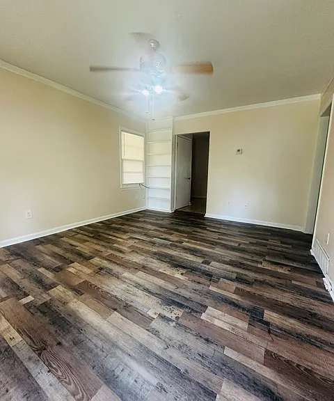 1382 Whitewater Rd — Photo 2
