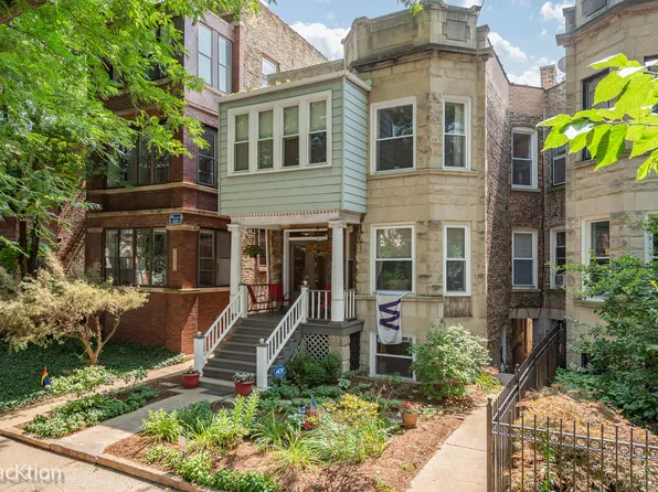1443 W Berteau Ave, Chicago, IL 60613