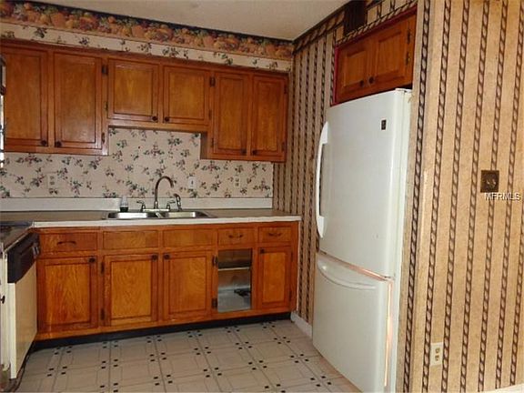 3rd image of 101 Georgetown B Dr