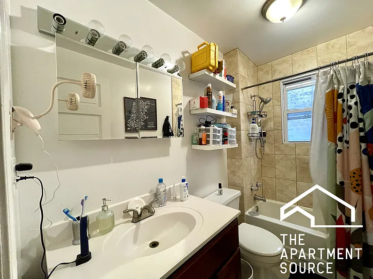 2223 N Sawyer Ave #2R — Photo 9