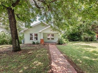 111 S Duncan Ave, Fayetteville, AR 72701