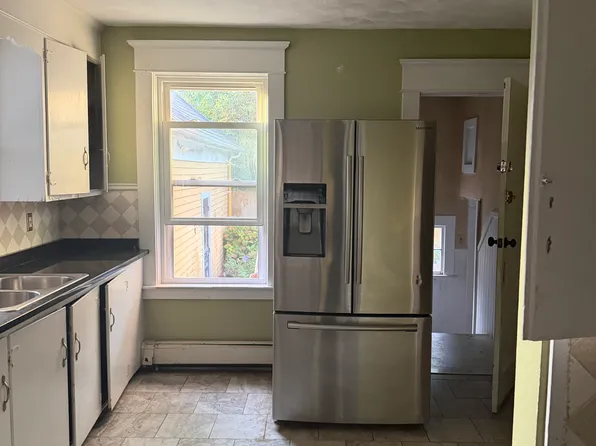 171 Ontario St #171, Providence, RI 02907