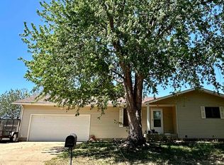 110 S Brooks St, Russell, KS 67665