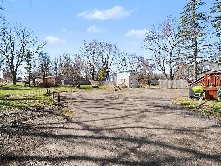 1163 W Reid Rd — Photo 9
