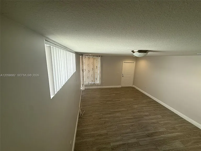 16 E St #177 — Photo 7
