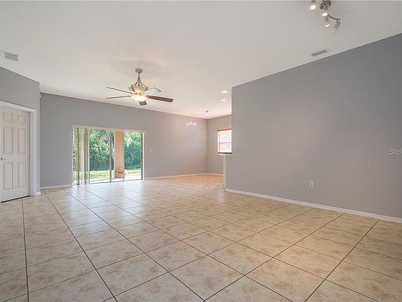 3rd image of 3601 Bristol Cove Ln