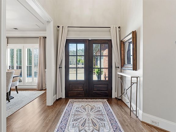 5th image of 1088 Grove Park Way