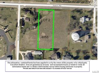 4053 Towers Rd, Saint Charles, MO 63304