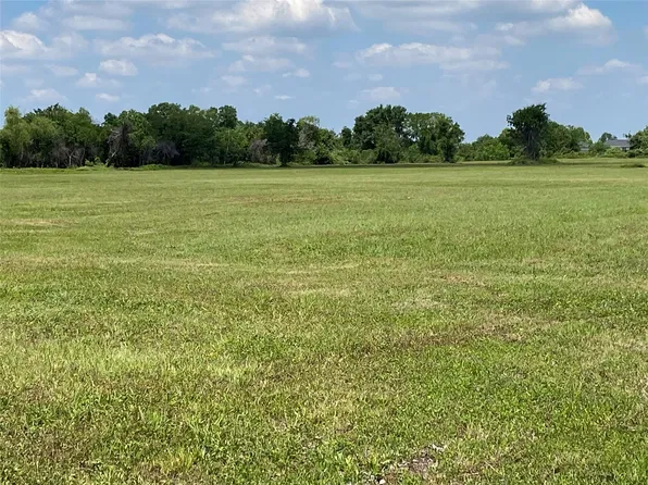 6115 S Highway 35, Alvin, TX 77511
